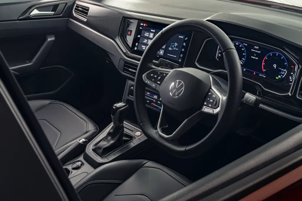 Polo Track, Argo Drive ou Onix LT: Qual Hatch 1.0 Entrega Mais Realidade e Menos Prejuízo? Hatch 