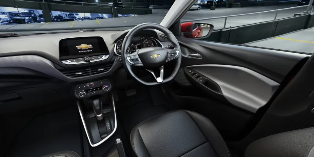 Polo Track, Argo Drive ou Onix LT: Qual Hatch 1.0 Entrega Mais Realidade e Menos Prejuízo? Hatch 